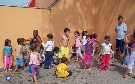 CRECHE NOSSO LAR COMEMORA SEMANA DA CRIANÇA COM MUITAS ATIVIDADES